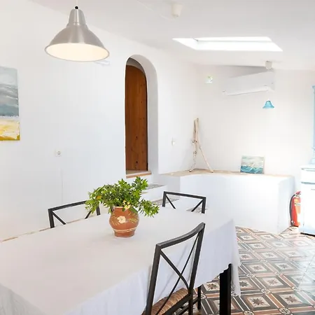 Villa Artist'S House By Rastonivillas - Villa In Paradise, Pool & Top Views!