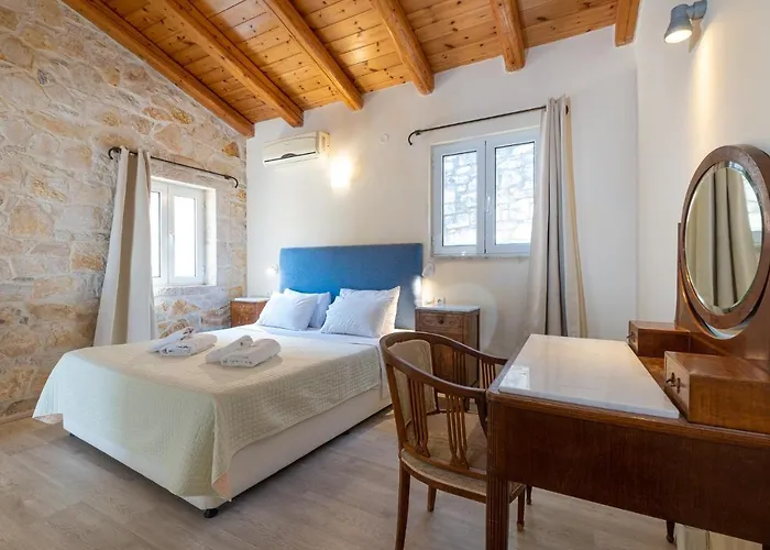 Villa Artist'S House By Rastonivillas - Villa In Paradise, Pool & Top Views! Viggla