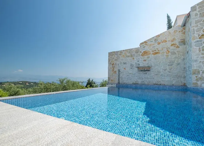 Artist'S House By Rastonivillas - Villa In Paradise, Pool & Top Views! Villa