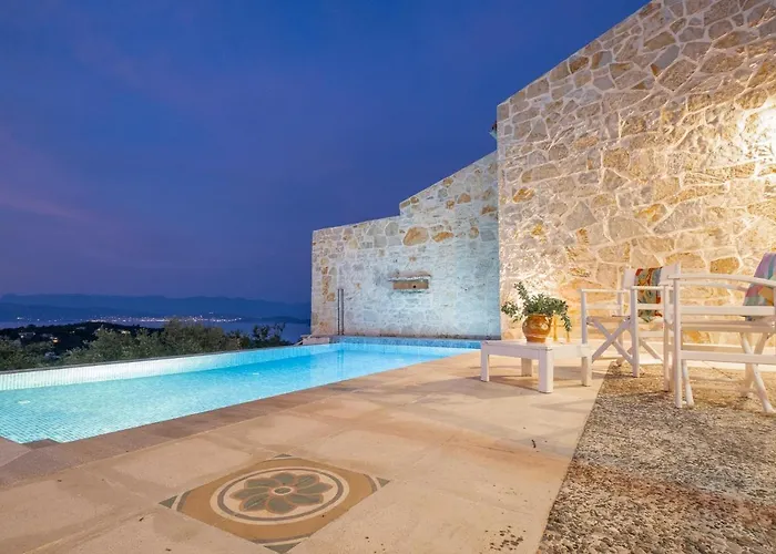Artist'S House By Rastonivillas - Villa In Paradise, Pool & Top Views!